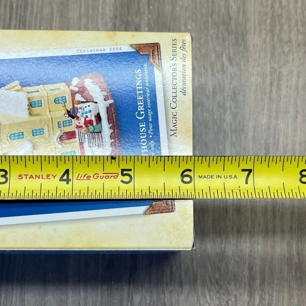 2004 Hallmark Keepsake Lighthouse Greetings Magic Collector's Series Ornament - Picture 10 of 10
